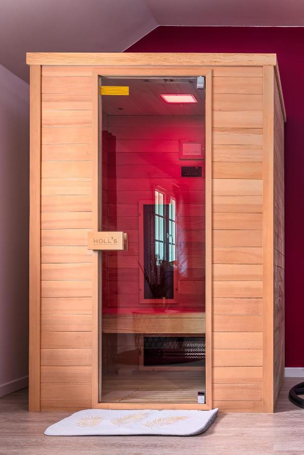 Suite L'Echappee - Maison Romantique - Spa & Sauna Privatif- Pole Dance - Lit Rond Avec Miroir Au Plafond Pezarches Luaran gambar